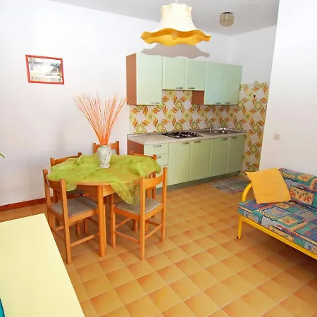 Sun Drenched Seaside Holiday Home Close To Venice Rosolina Mare
